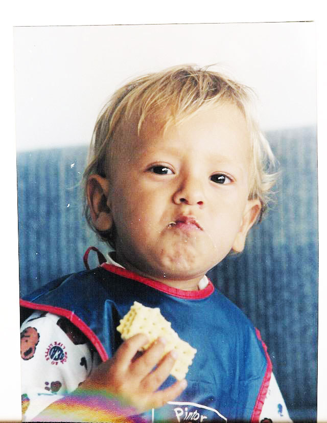 Francisco (CEO at Gaddr) as a kid in 1994 in Colombia